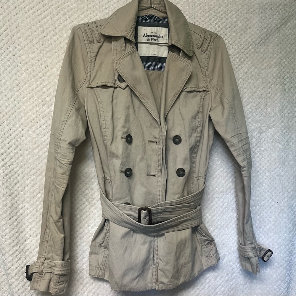 Abercrombie & Fitch Tan Trench Coat Adjustable Button Closure 100% Cotton Large